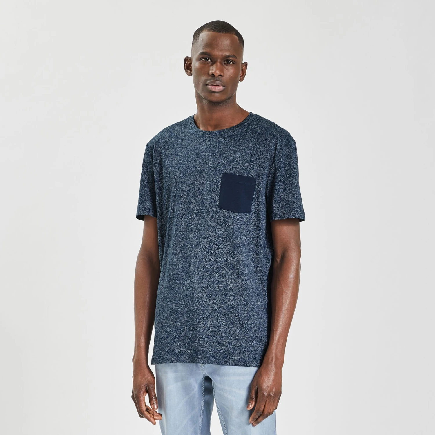 Tee Shirt Matière Fantaisie Poche Contrastée 1 Tee Shirt Matière Fantaisie Poche Contrastée