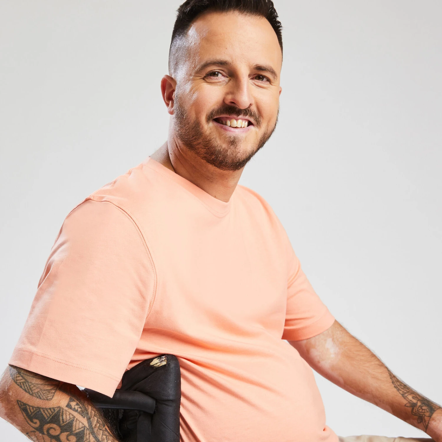 Tee Shirt Pour Personne à Mobilité Réduite 5 Tee Shirt Pour Personne à Mobilité Réduite – Image 5