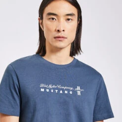 Tee-shirt Manches Courtes Imprimé Mustang -Magasin De Vêtements De Mode 1003106 11303 V4