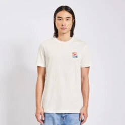 Tee Shirt Imprimé Poitrine -Magasin De Vêtements De Mode 1003151 10002 V2