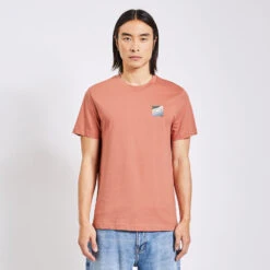 Tee Shirt Imprimé Poitrine -Magasin De Vêtements De Mode 1003151 13702 V2