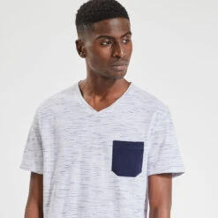 Tee Shirt Col V Matière Fantaisie -Magasin De Vêtements De Mode 1003161 10002 V4