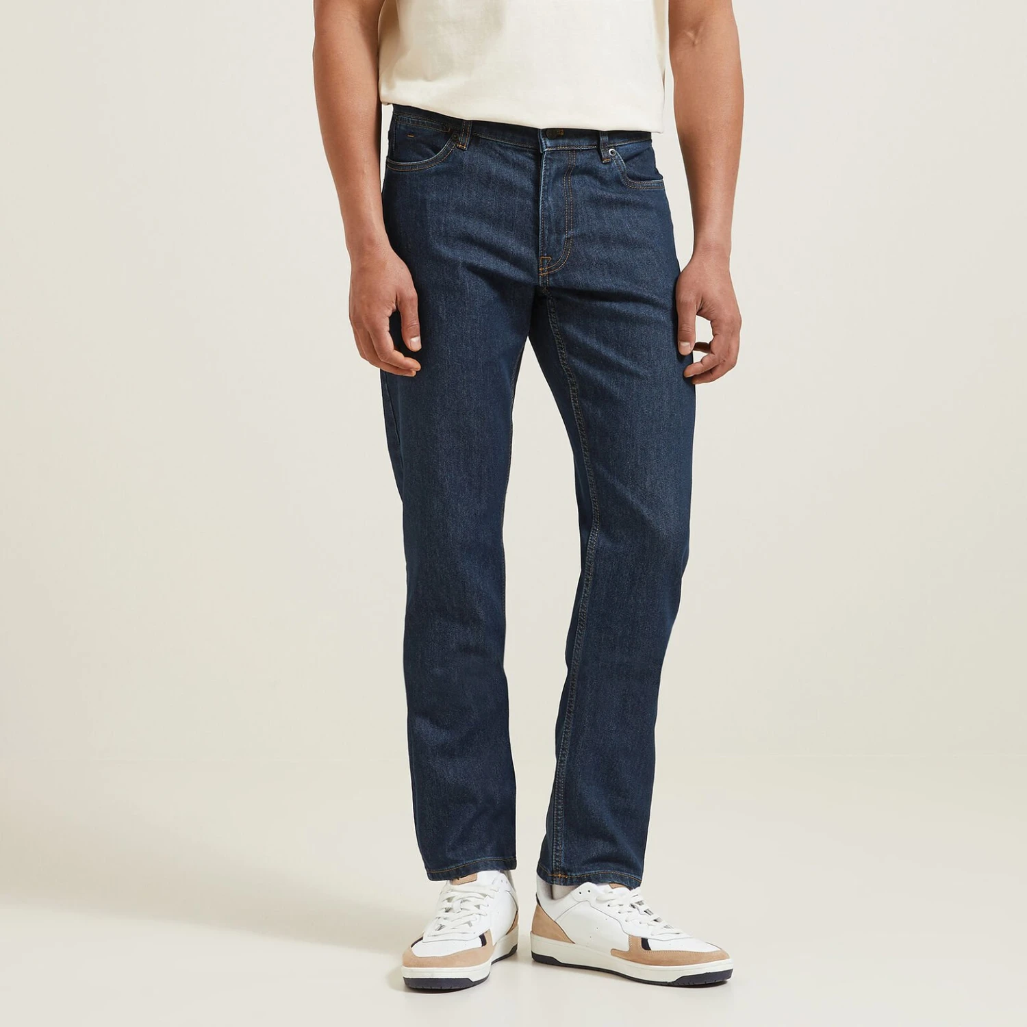 Jean Regular En Coton Et Polyester Recyclés 1 Jean Regular En Coton Et Polyester Recyclés