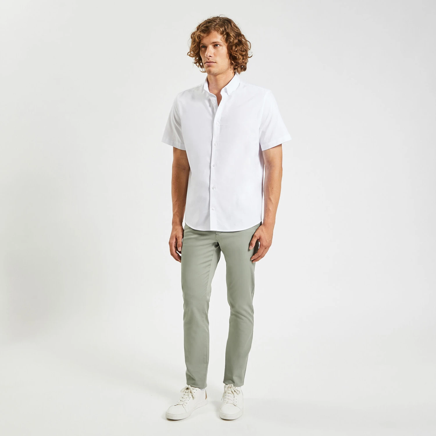 Pantalon Chino Slim Urbain Léger 4 Pantalon Chino Slim Urbain Léger – Image 4