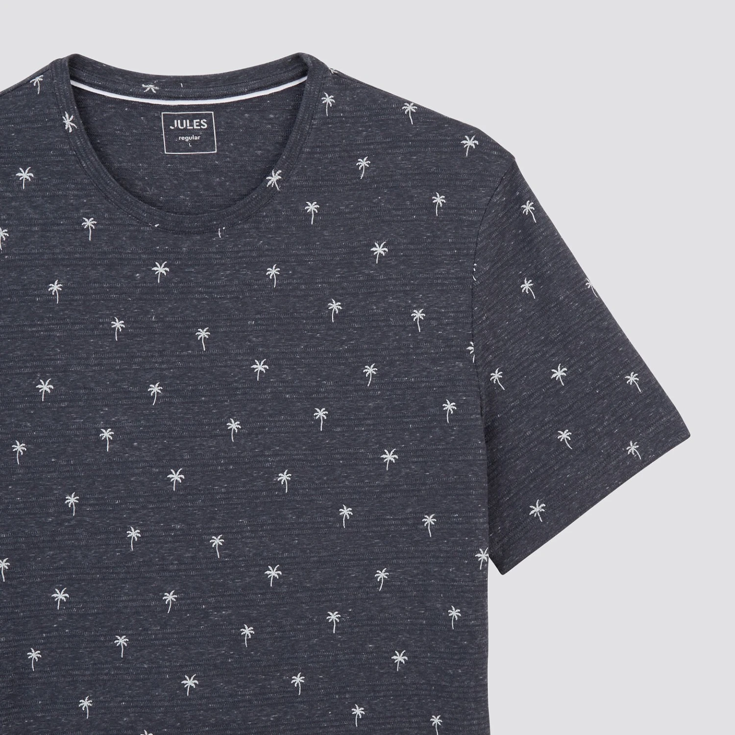 Tee Shirt Matière Fantaisie Et Imprimé All Over 8 Tee Shirt Matière Fantaisie Et Imprimé All Over – Image 8