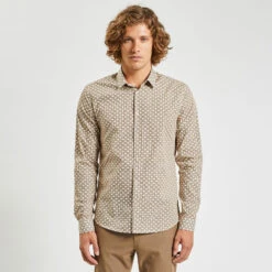 Chemise Slim Imprimé Géométrique Coton Biologique 12 Chemise Slim Imprimé Géométrique Coton Biologique -Magasin De Vêtements De Mode 1004490 10100 V2