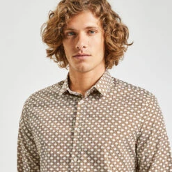 Chemise Slim Imprimé Géométrique Coton Biologique 11 Chemise Slim Imprimé Géométrique Coton Biologique -Magasin De Vêtements De Mode 1004490 10100 V4